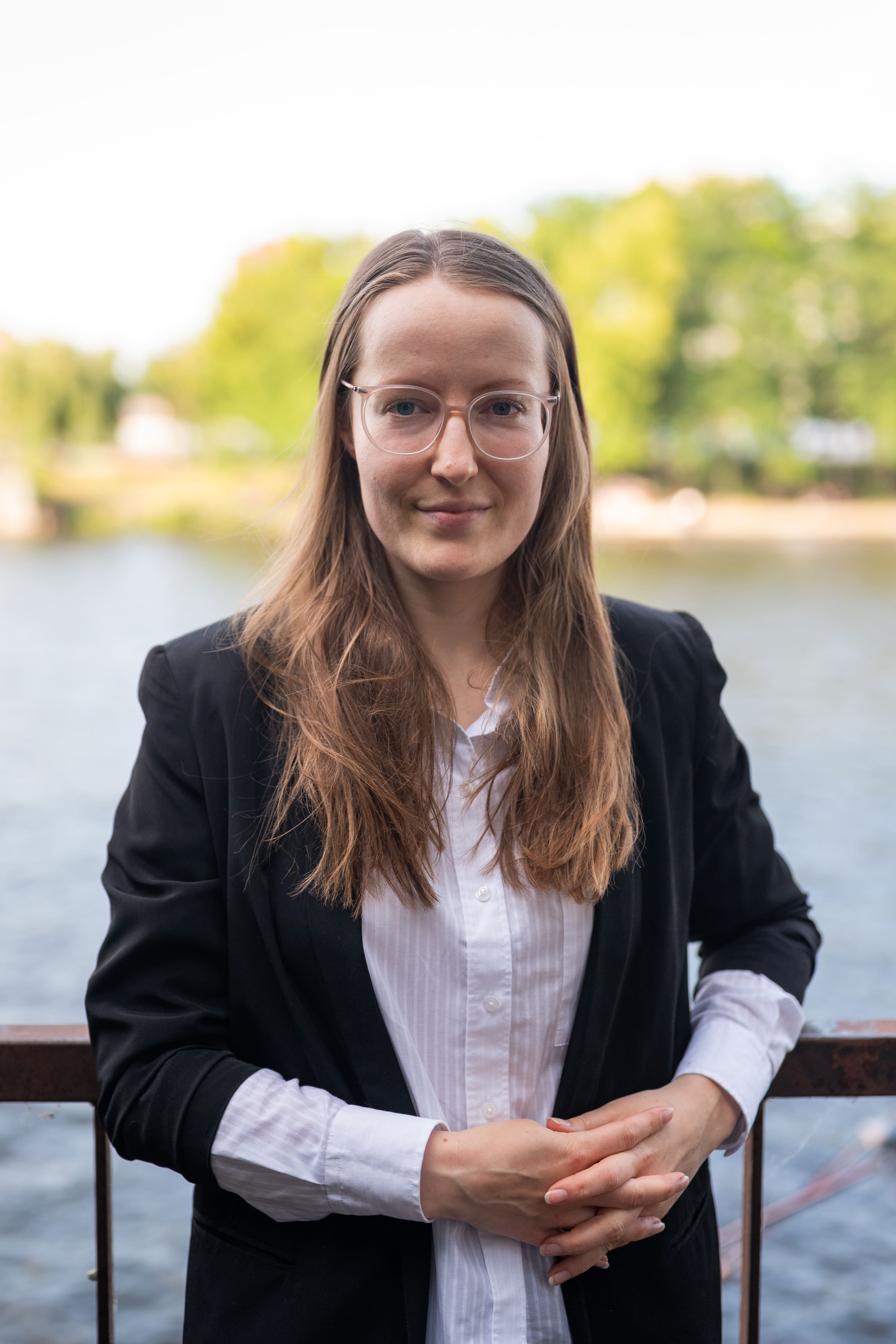 Isabel Stelter lächelnd